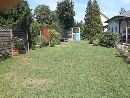 Á.D.PoolGarden Apartman21