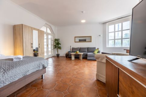 Compass Apartmanok I.13