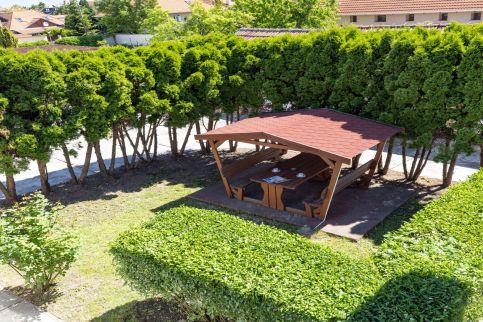 Compass Apartmanok I.35