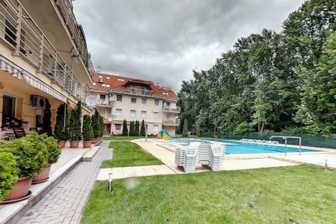 Eszti Wellness Apartman5