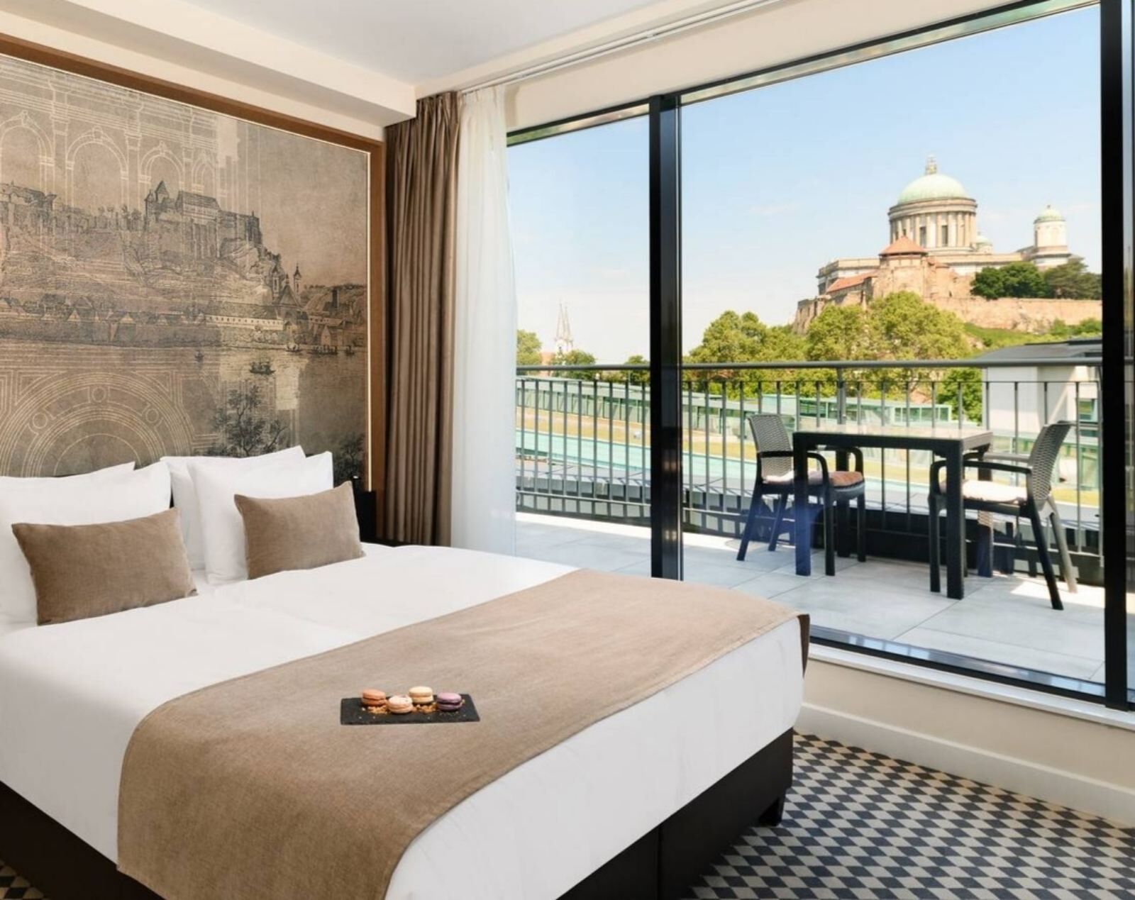 Grand Hotel – Esztergom