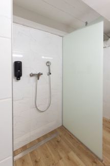 R73 Residences Apartman53