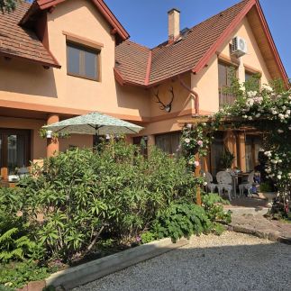Fenyő Apartman2