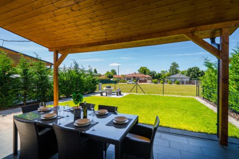 Roni Apartmanok22