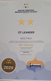 Öt Leander Apartman10