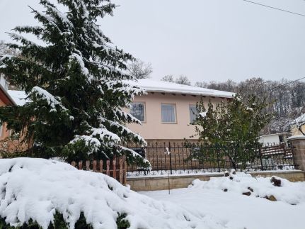 Ház a tónál30
