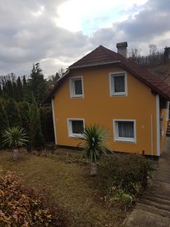 Hanna-Bella Apartman32