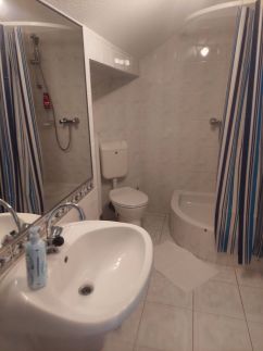 Kele Apartman7