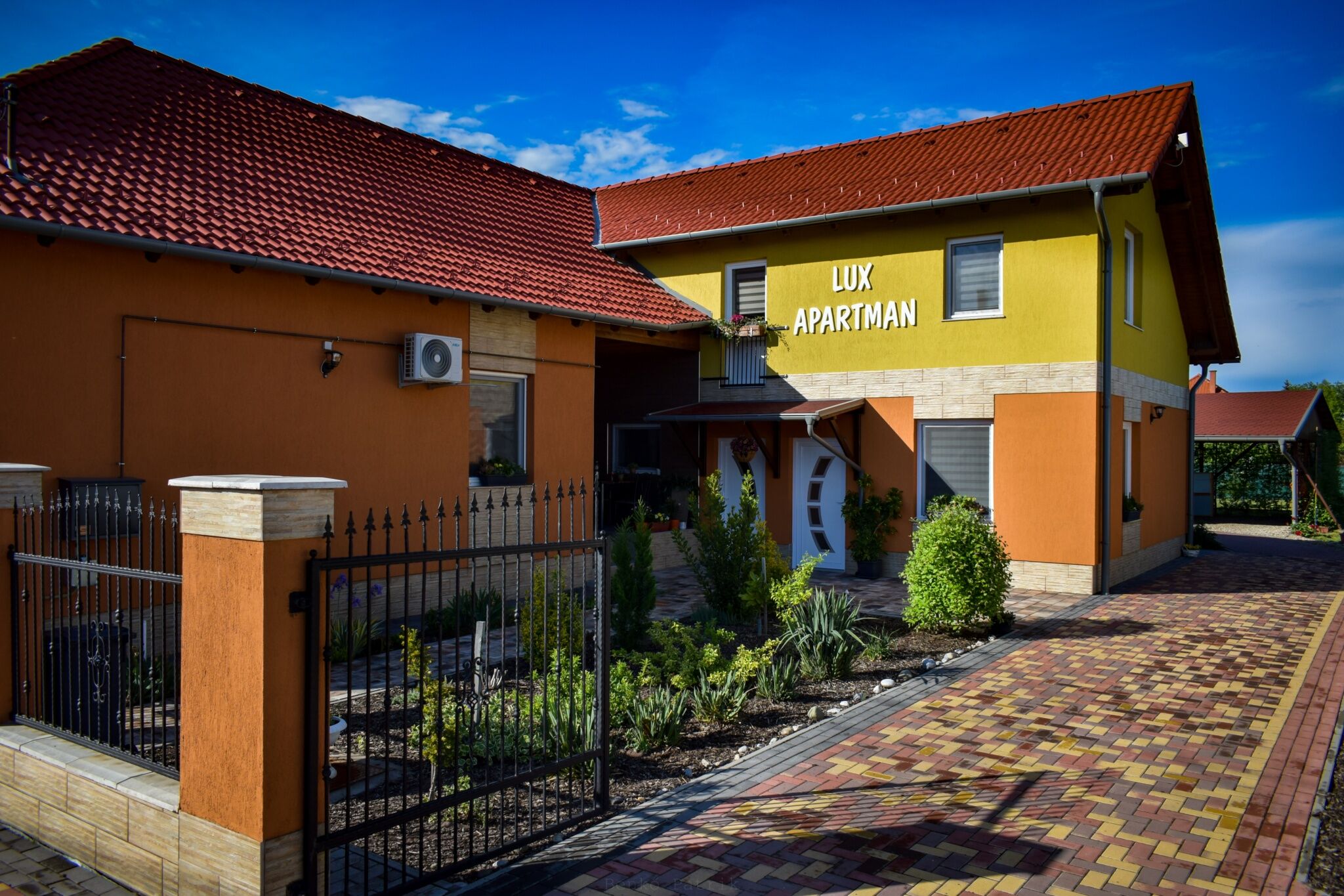 LUX Apartman – Maroslele fotó 6