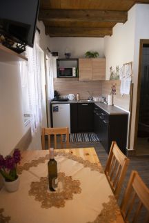 Lilla Apartmanházak123