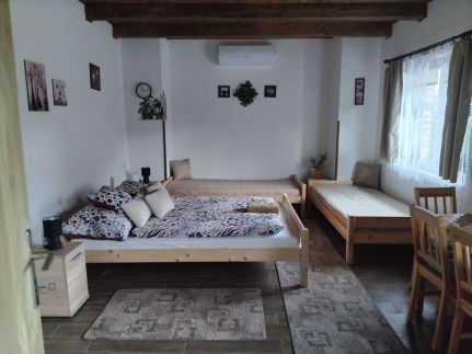 Lilla Apartmanházak127