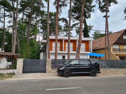 Öt Fenyő Apartmanház3