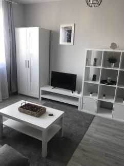 Steel City Apartman2