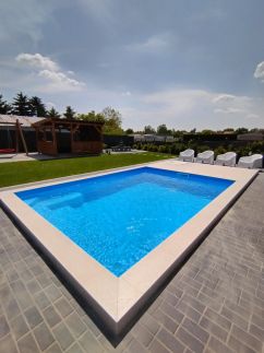 Best Apartmanhàz8