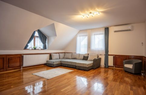 Lelle Centrál Apartman23