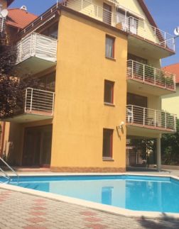 Lilly Apartman