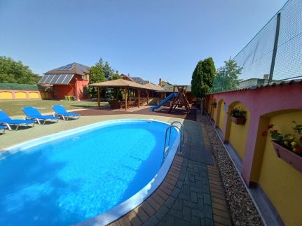 Aladdin Apartmanház14