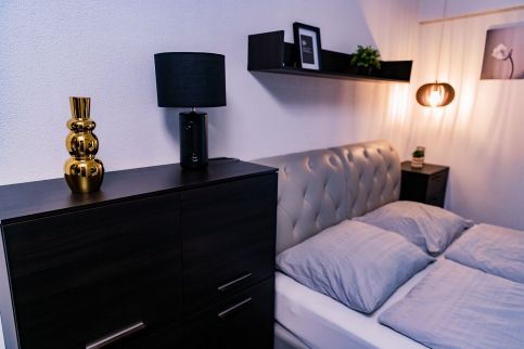 Motel 121