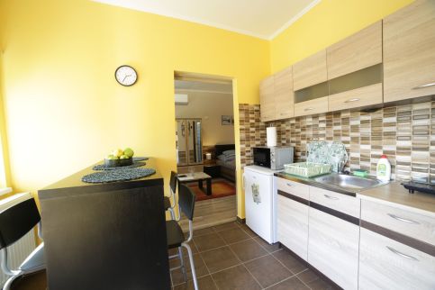 Fónagy Apartmanok77