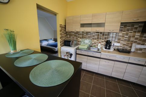 Fónagy Apartmanok82