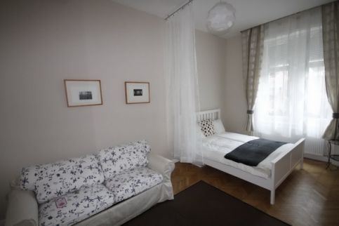No. 7. Guesthouse Budapest8