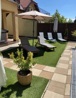 Garden Villa Zsóry****18