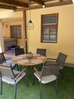 Garden Villa Zsóry****29