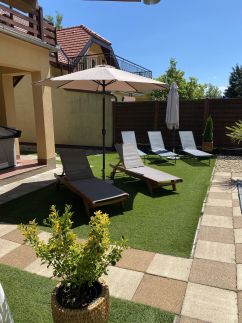 Garden Villa Zsóry****30