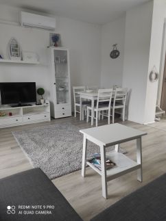 Ragyogók Apartman13