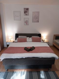 Repi-Tár Apartman77