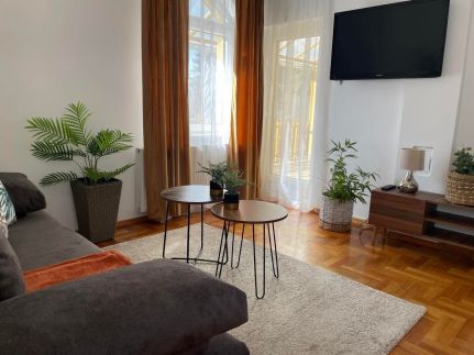 Akácia Apartman12