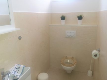 TomJohn Apartman9