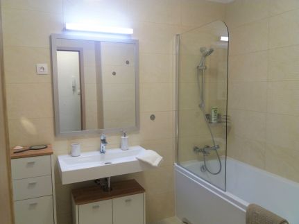 TomJohn Apartman10
