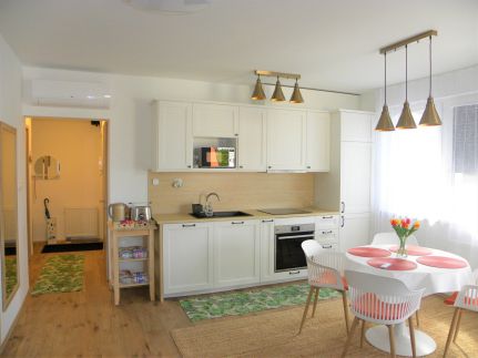 TomJohn Apartman1