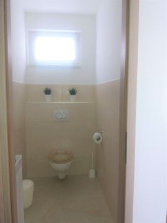 TomJohn Apartman8
