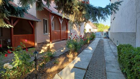 Andi Apartmanház11