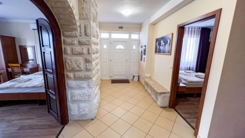 Andi Apartmanház24