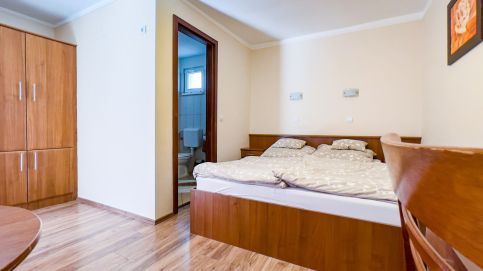 Andi Apartmanház27