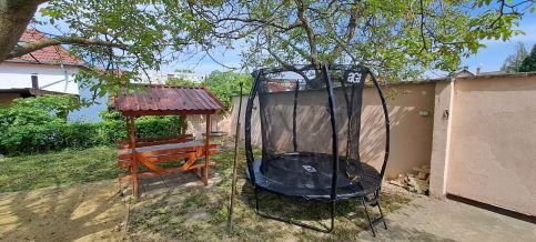 Andi Apartmanház33