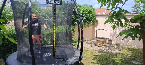 Andi Apartmanház43