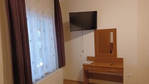 Andi Apartmanház8