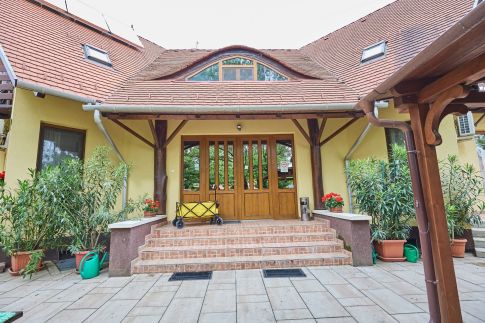 Andi Apartmanház – Hajdúszoboszló