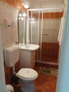 Park Apartman13