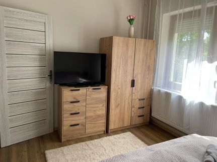 Tulipán Apartman12