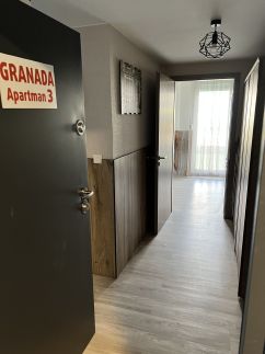 Granada 3 Közvetlen Vizparti Apartman