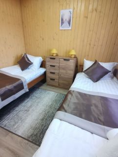 András Apartmanház B12