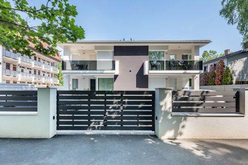Royal Resort Apartment25