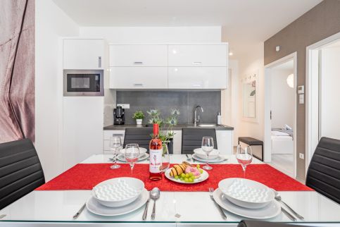 Royal Resort Apartment48