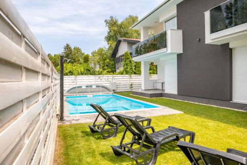 Royal Resort Apartment8