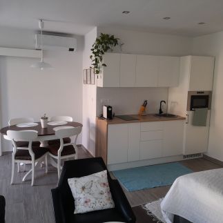 Aloha Apartman6